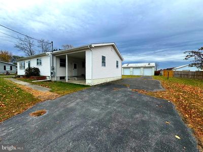 1664 Nadenbousch Ln, Inwood, WV, 25428