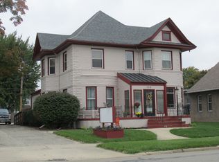 110 N Main St, Princeton, IL 61356