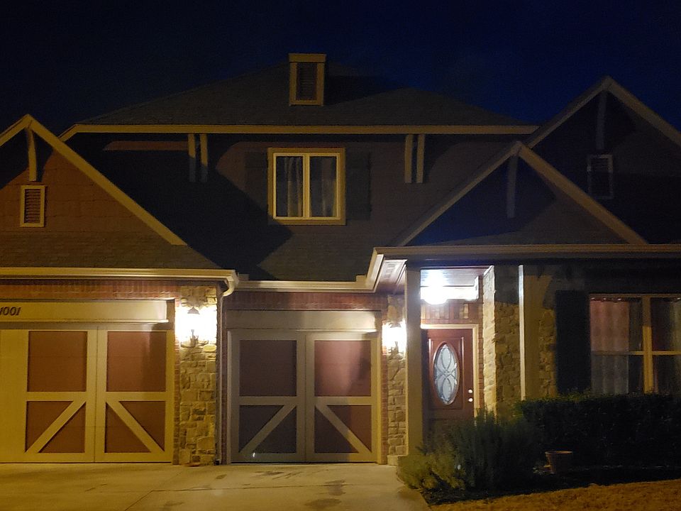 1st image of 1001 S 71st St