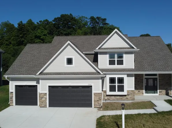 1344 Mohican TRAIL, Waukesha, WI 53189