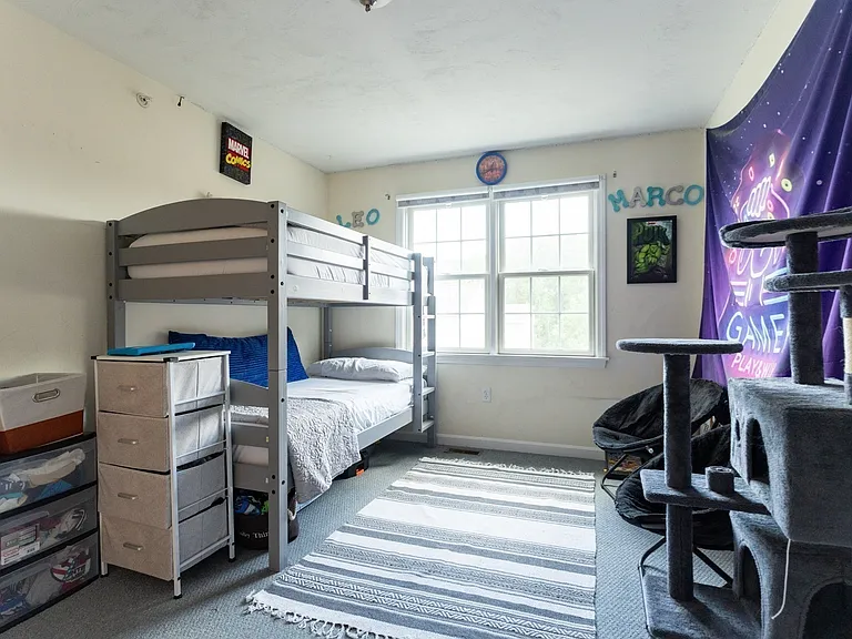 6 Knotts St #2 — Photo 9