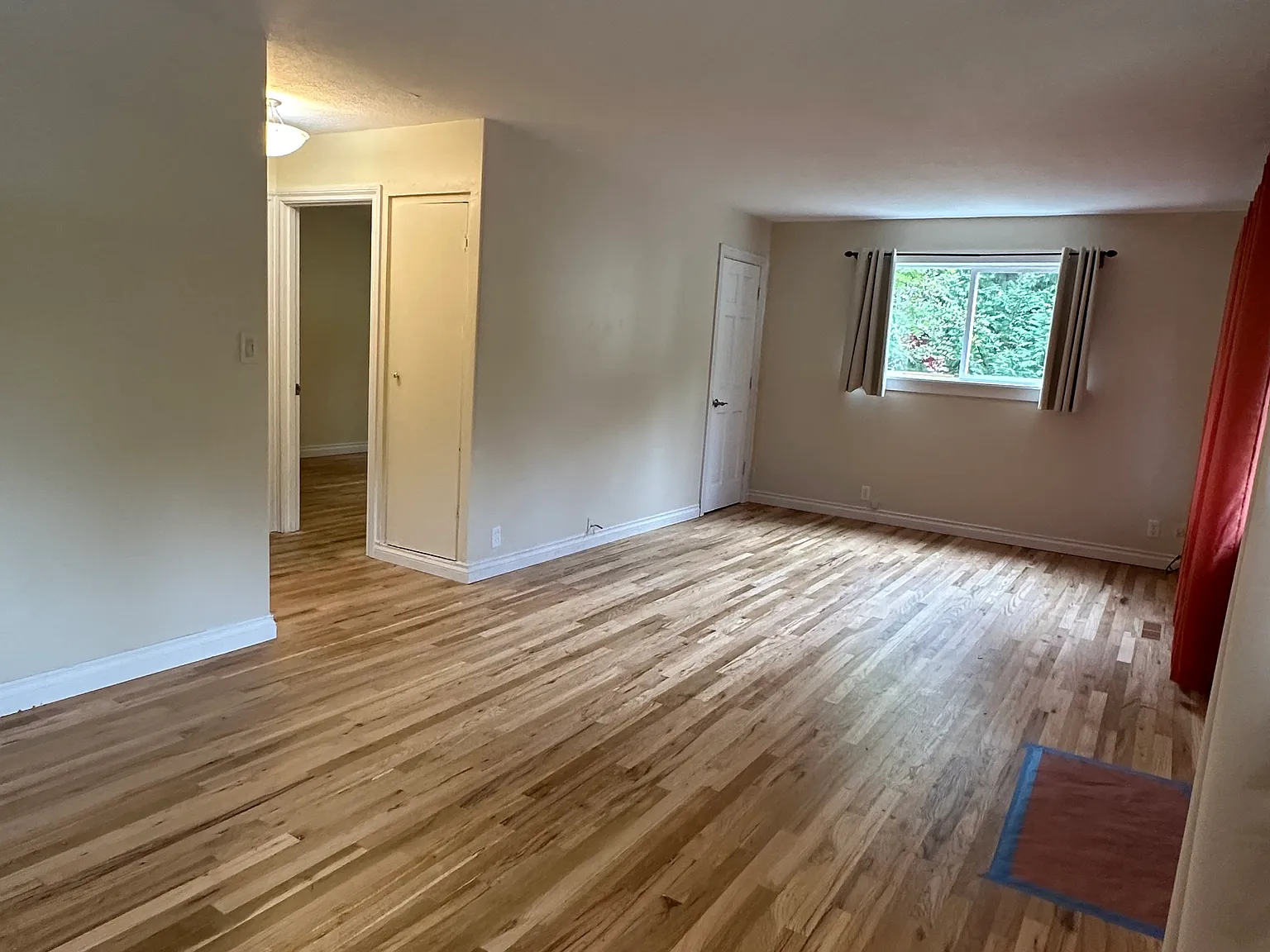 2 bed, 884 sqft, $1,850 — Photo 3
