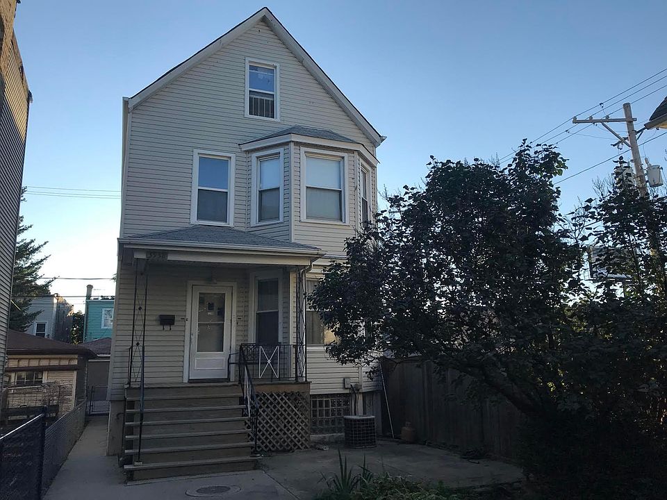 1st image of 3938 N Albany Ave #1