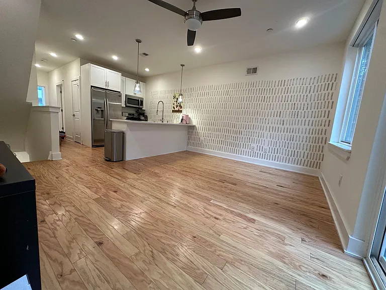 1704 N Marshall St #1 — Photo 5