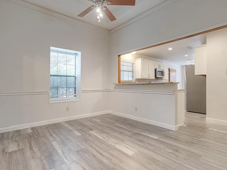 5629 Guadalajara Dr — Photo 6