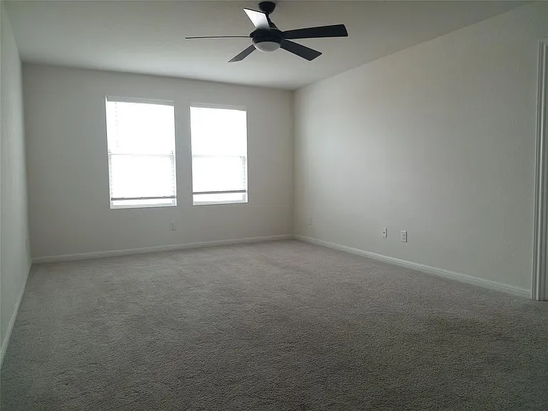 13013 Carswell St — Photo 15