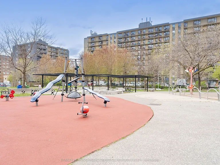270 Dufferin St #515 — Photo 5