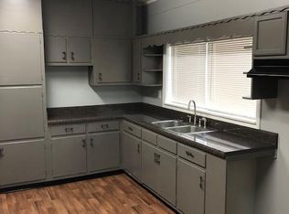 367 Smith Ln, Rossville, GA 30741