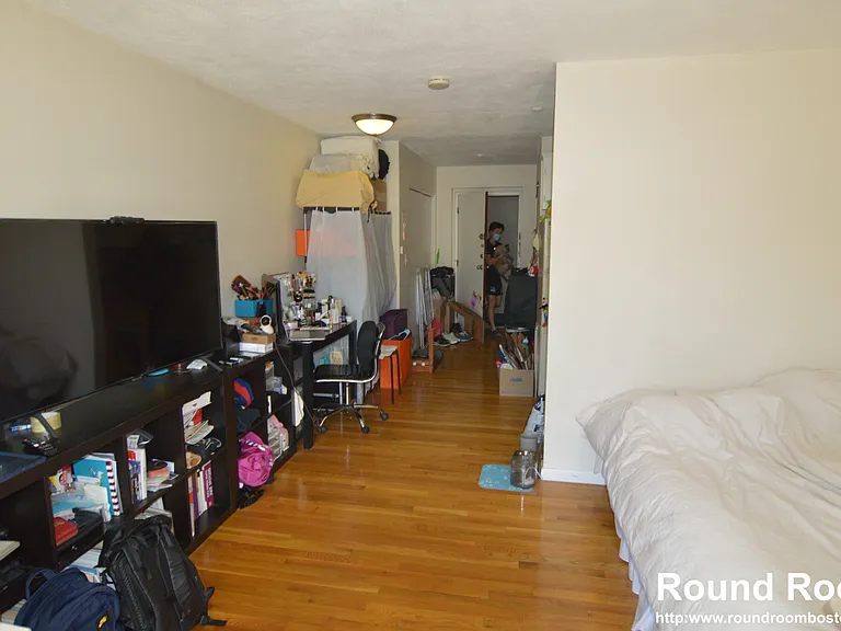 383 Langley Rd #5A — Photo 6