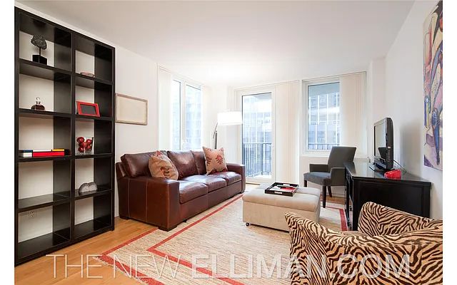 Rented by Douglas Elliman | media 33