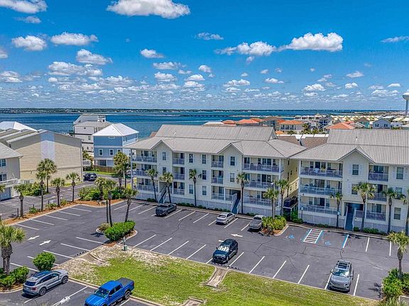 4th image of 8436 Gulf Blvd