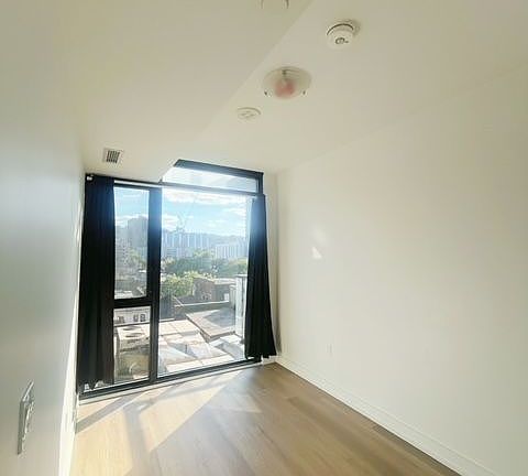 4th image of 1 Jarvis St #608