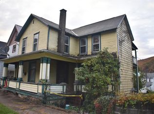 321 Pennsylvania Ave, Renovo, PA 17764