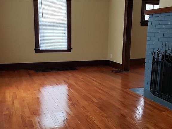 2nd image of 2621 Northland St