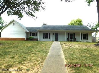 7342 Holly Grove Dr, Olive Branch, MS 38654