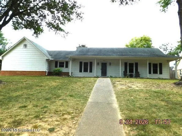 7342 Holly Grove Dr, Olive Branch, MS 38654