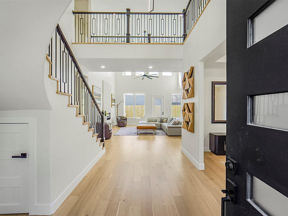 2nd image of 2021 Marnel Rd