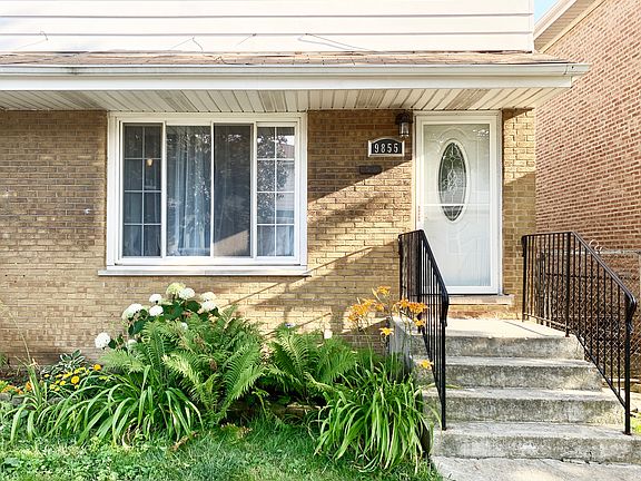 2nd image of 9855 Garden Ct