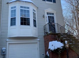 13122 Shamrock Glen Dr, Germantown, MD 20874