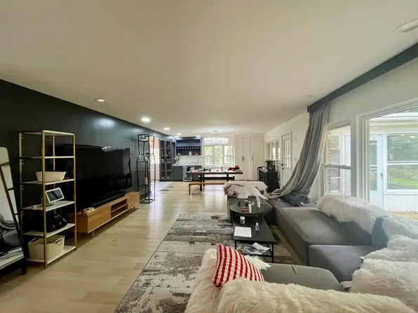 170 Brookline St, Newton Center, MA 02459