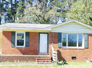 734 Tupelo Cir, Fayetteville, NC 28304