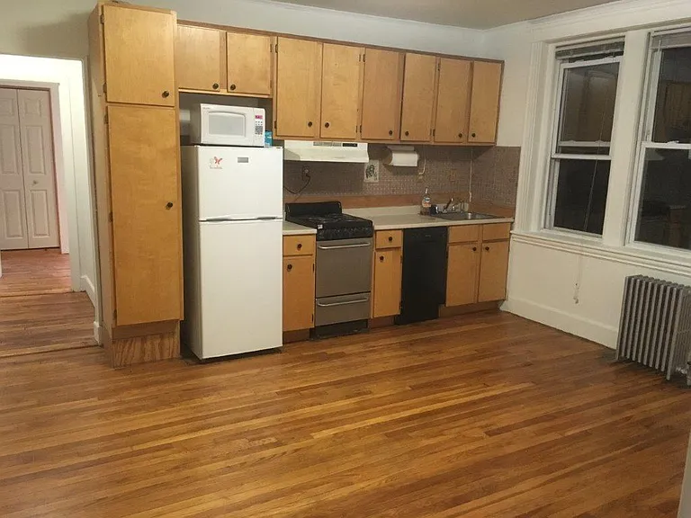 45 Ashford St #11 — Photo 7