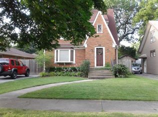 805 W Keith Ave, Waukegan, IL 60085