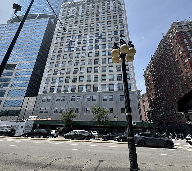 910 S Michigan Ave #1615