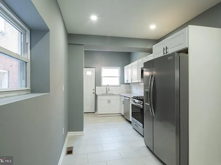 3060 Salmon St — Photo 7