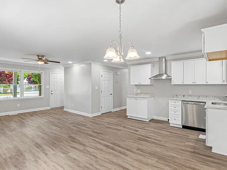 4120 Elmyra Dr — Photo 11