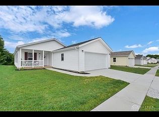 441 Kalynn Cir, Fairborn, OH