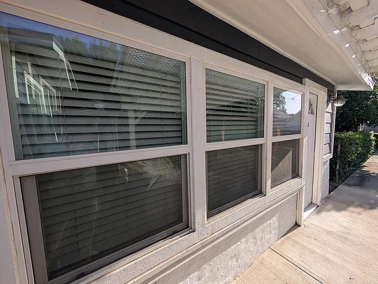 520 N Grand St #B — Photo 3