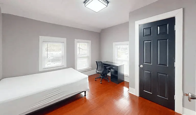 308 S Beech St — Photo 7