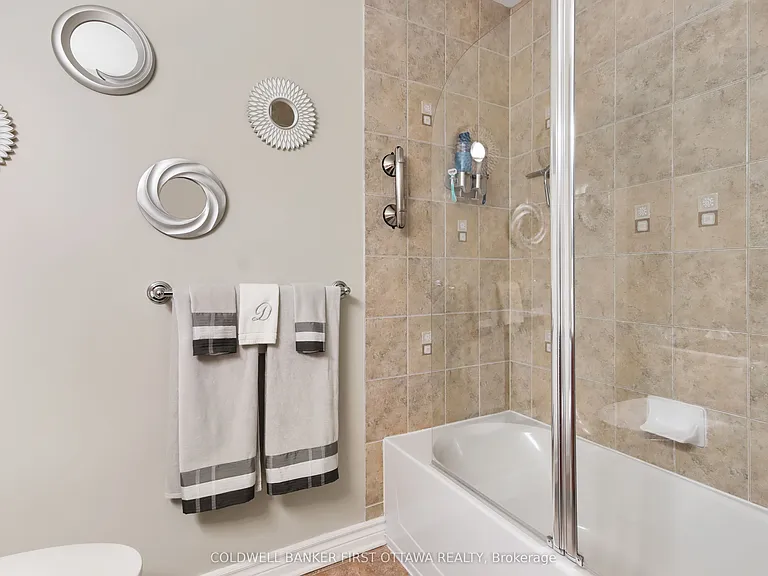 328 Fairlakes Way — Photo 14