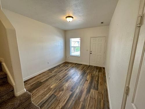 2nd image of 5039 W Slate St