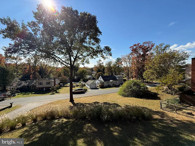 453 Walnut Dr — Photo 27