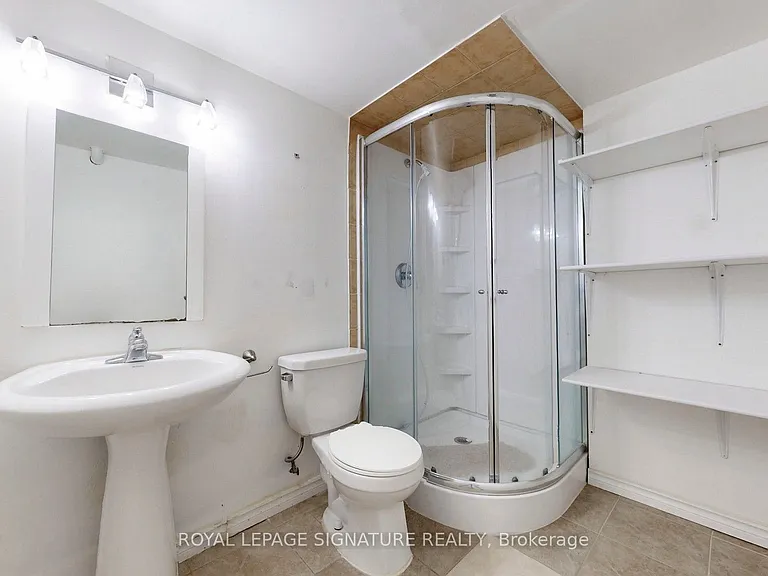 138 Sun King Cres — Photo 41