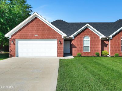 161 W Woodlake Cir, Mount Washington, KY, 40047