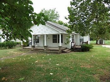 1st image of 1022 N 21st St