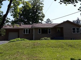413 Piketown Rd, Harrisburg, PA 17112