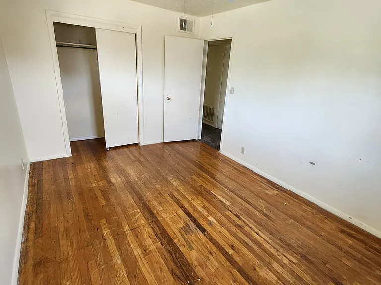 601 S 2nd St #5 — Photo 5