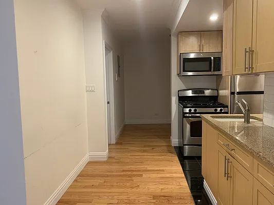 Rented by Stonehenge NYC LLC | media 2