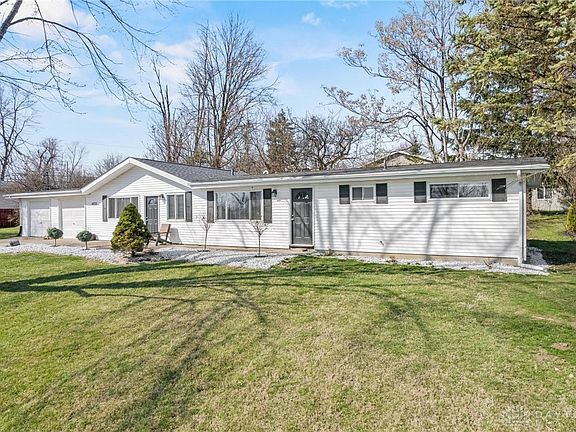 4th image of 4032 Rushton Dr