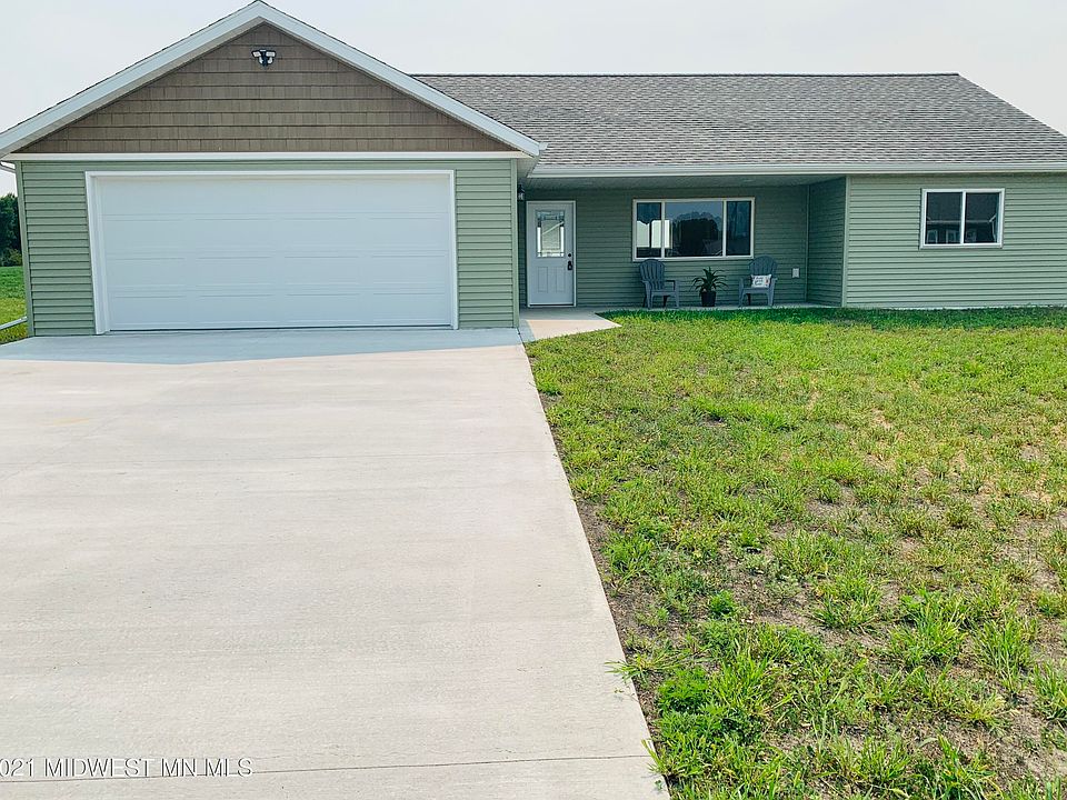 1st image of 302 Vigen Ln