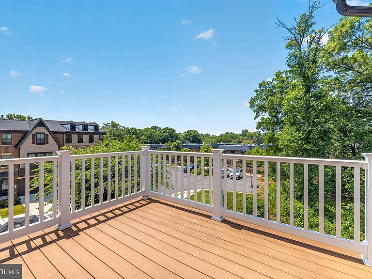 8106 Zoe Pl — Photo 20