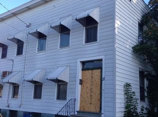 27 113th St, Troy, NY 12182