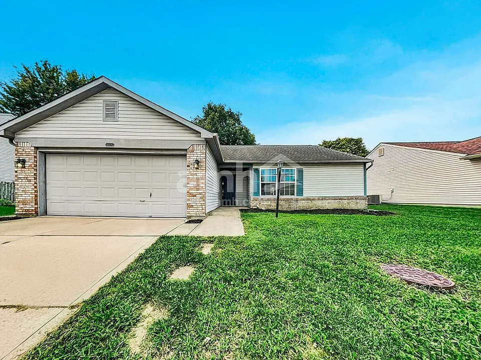 6324 Blakeview Dr