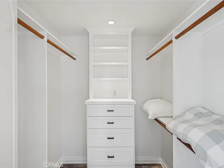 6111 Seashore Dr — Photo 33