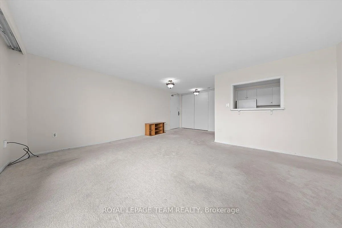 2 bed, $2,200 — Photo 4