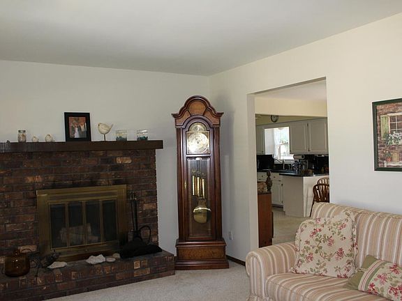 3rd image of 3616 Chanute Ave SW